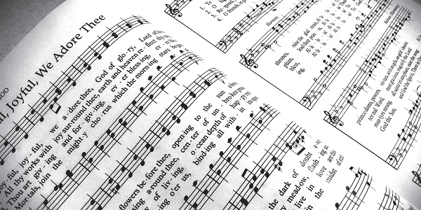 何必以偏概全？倒要真誠去愛！